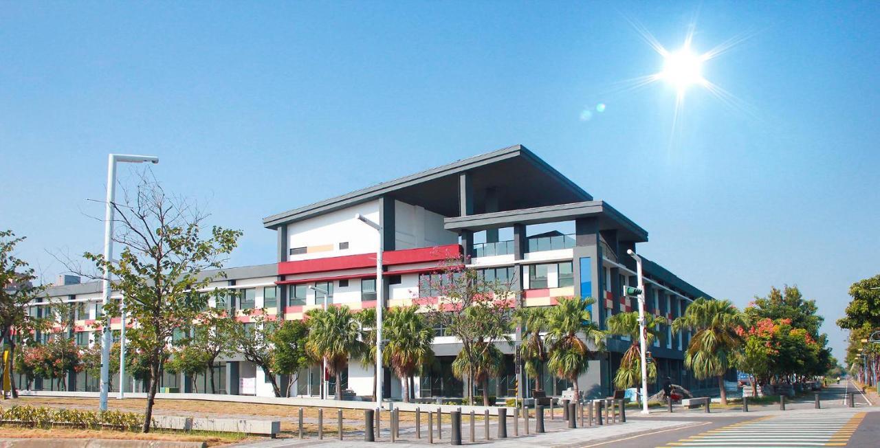 The Brick Hotel Taibao Exterior photo